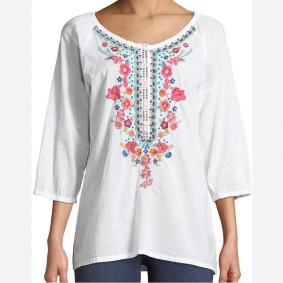 Johnny Was White Embroidered Lootie Blouse Size Medium - Picture 1 of 6